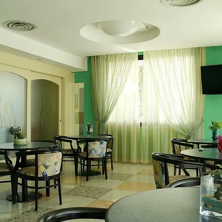 Modena 3* بيلاريا-إيجيا مارينا